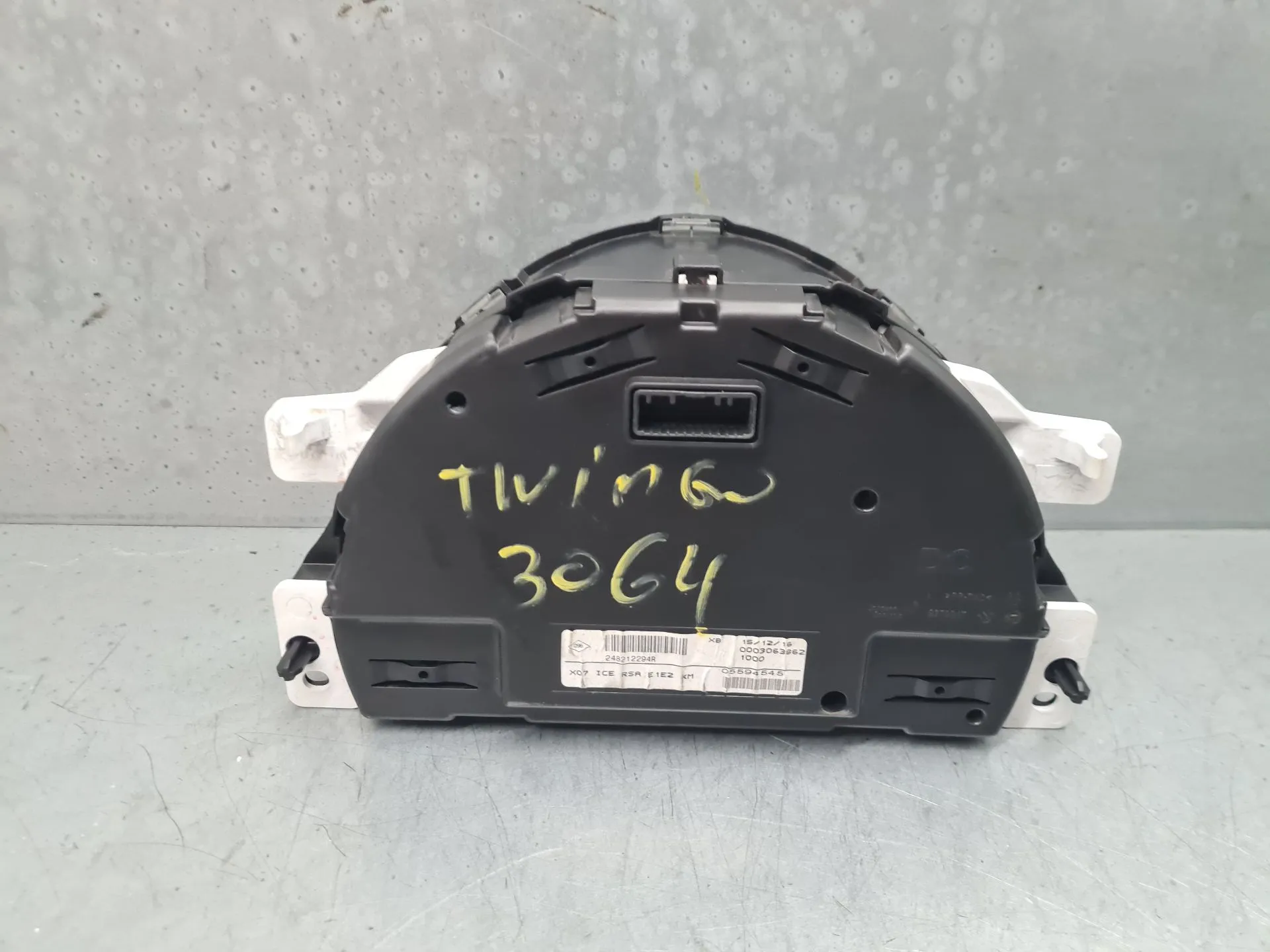 Instrument cluster RENAULT Twingo III (BCM_) Imagem-7