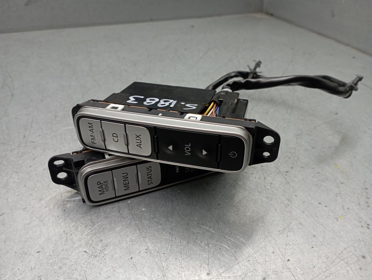 Comando radio NISSAN NV200/Evalia Combi (M20)