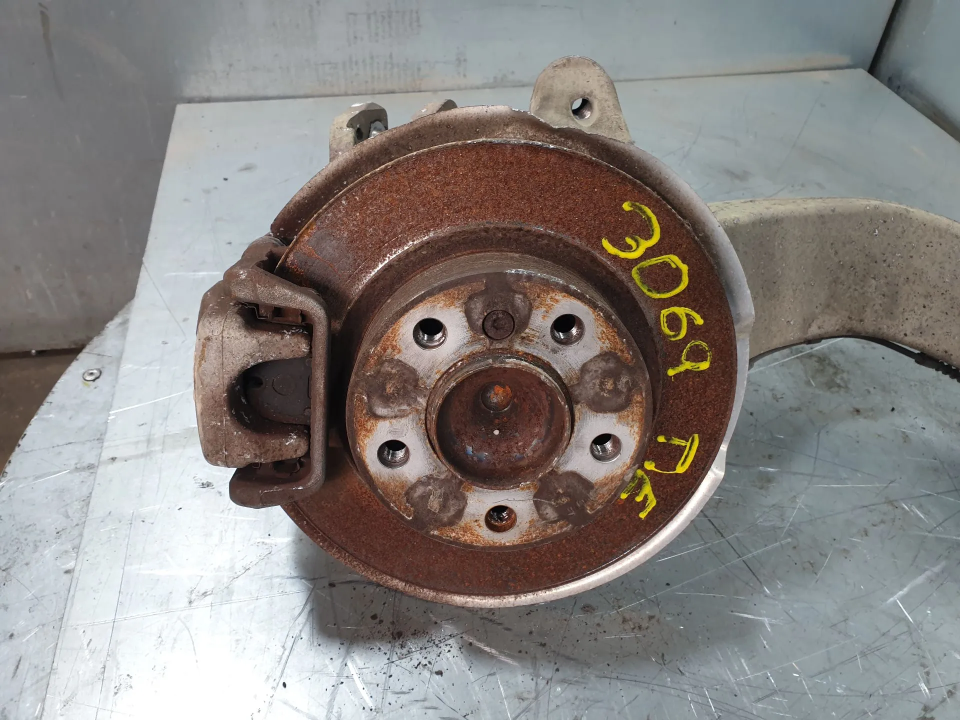 Fusello posteriore sinistro MINI Mini Countryman (R60) Imagem-1