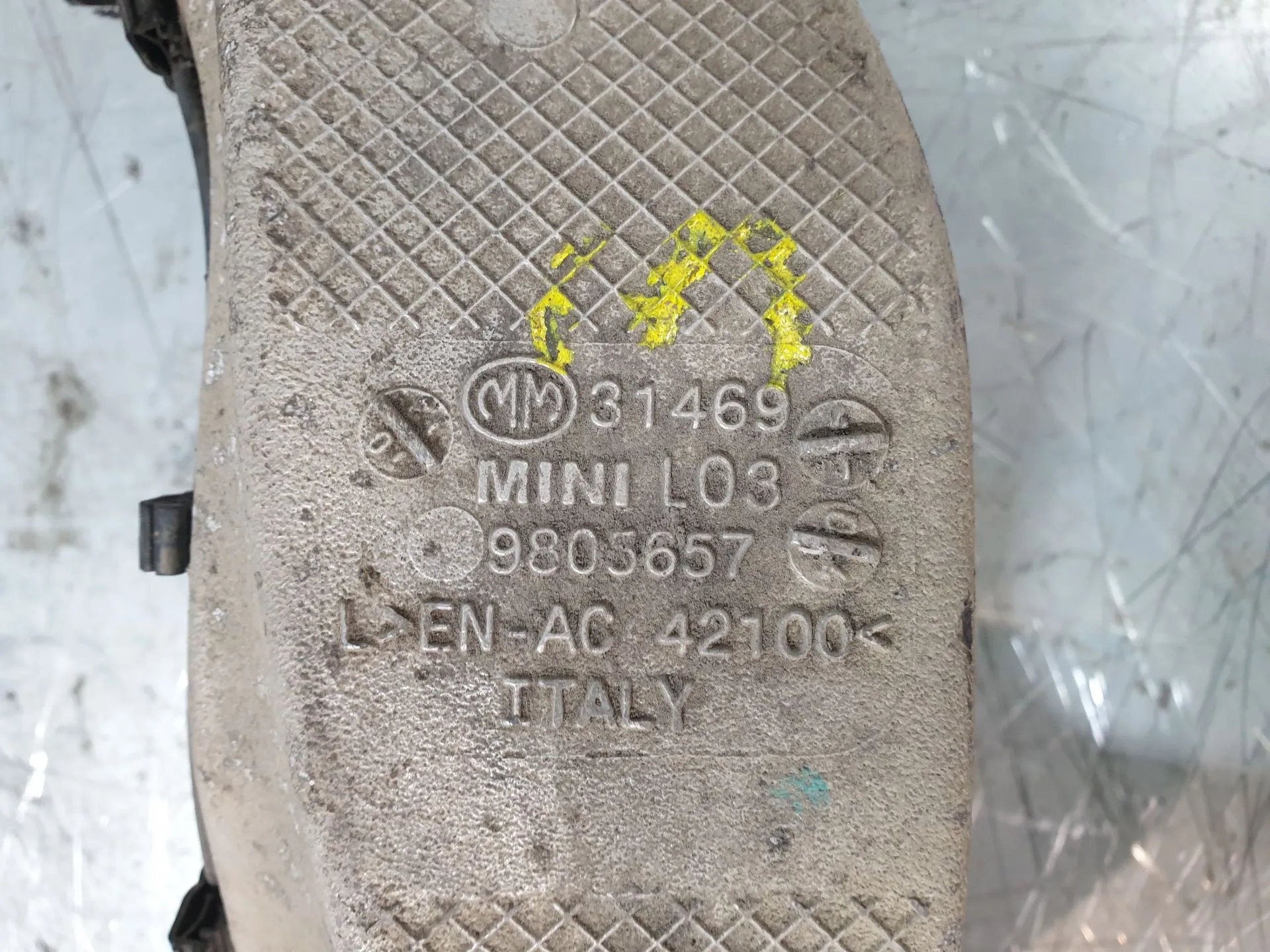 Fusello posteriore sinistro MINI Mini Countryman (R60) Imagem-4