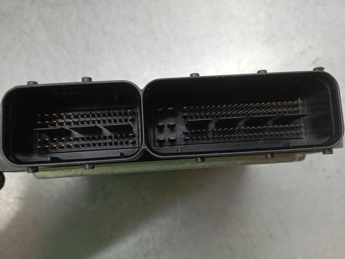 Centralina motor / ECU VOLKSWAGEN Golf VII (5G1, BQ1, BE1, BE2) Imagem-1