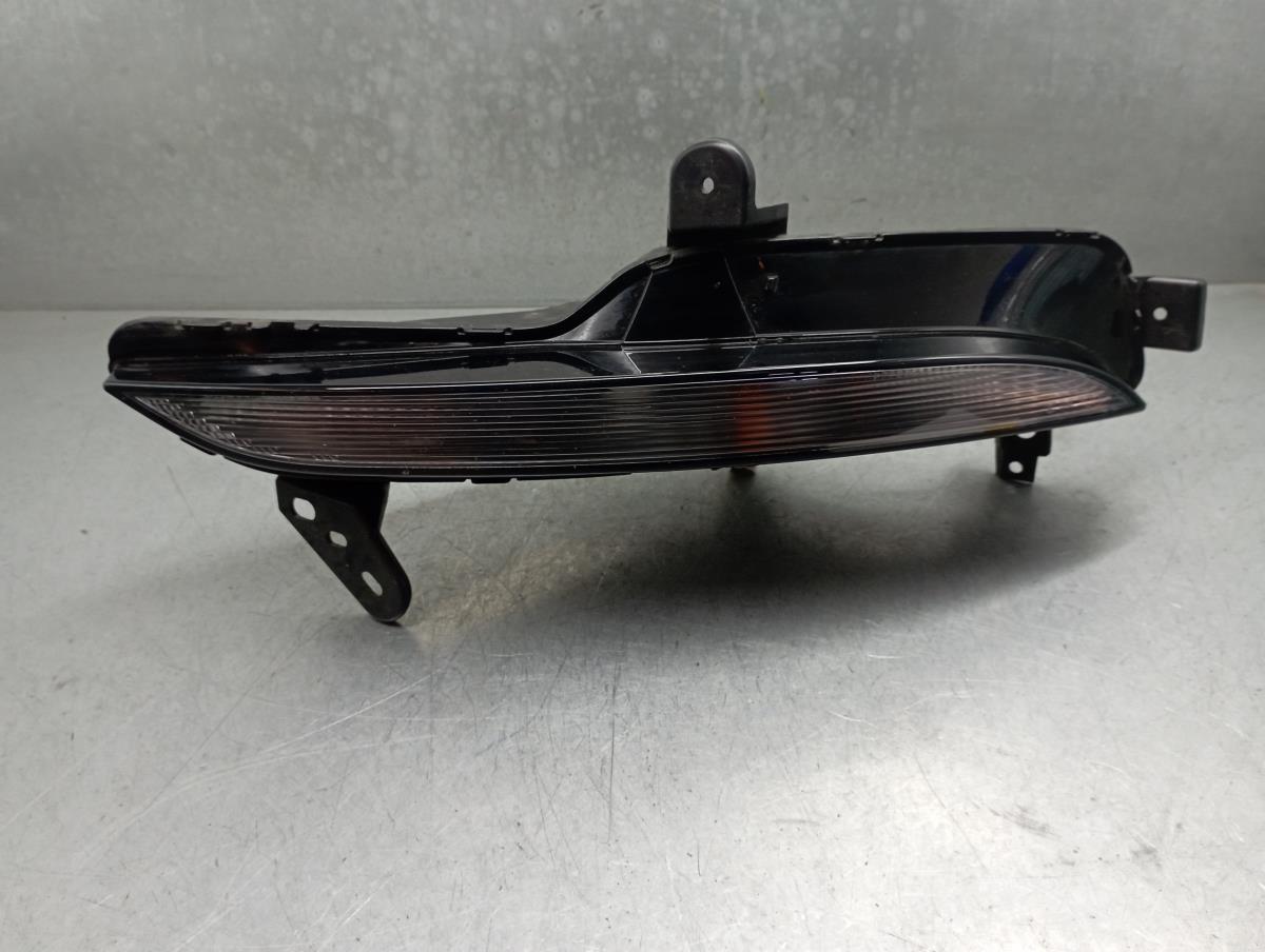 Pisca frente esquerdo RENAULT Megane IV (B9A/M_)