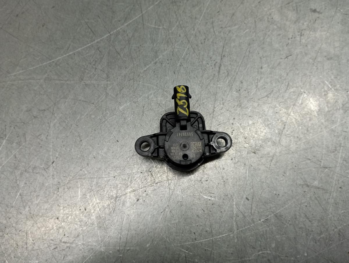 Sensor airbag frente direito FIAT 500X (334_)