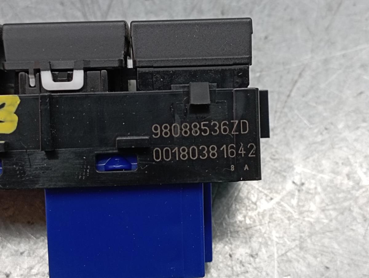 Comando / botão / interruptor multifunções CITROËN Jumpy III Imagem-4