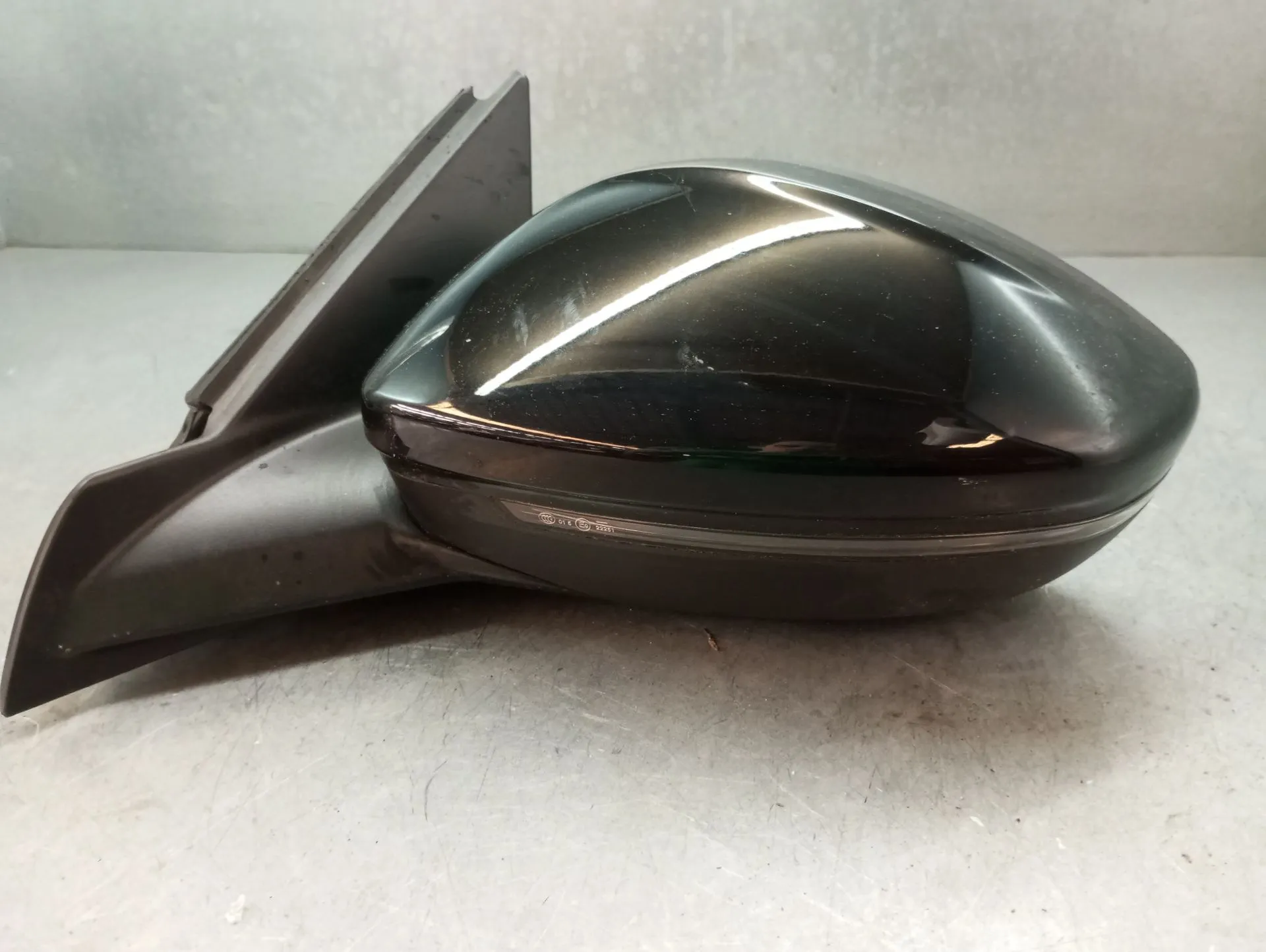 Espejo retrovisor Izquierdo PEUGEOT 208 II
