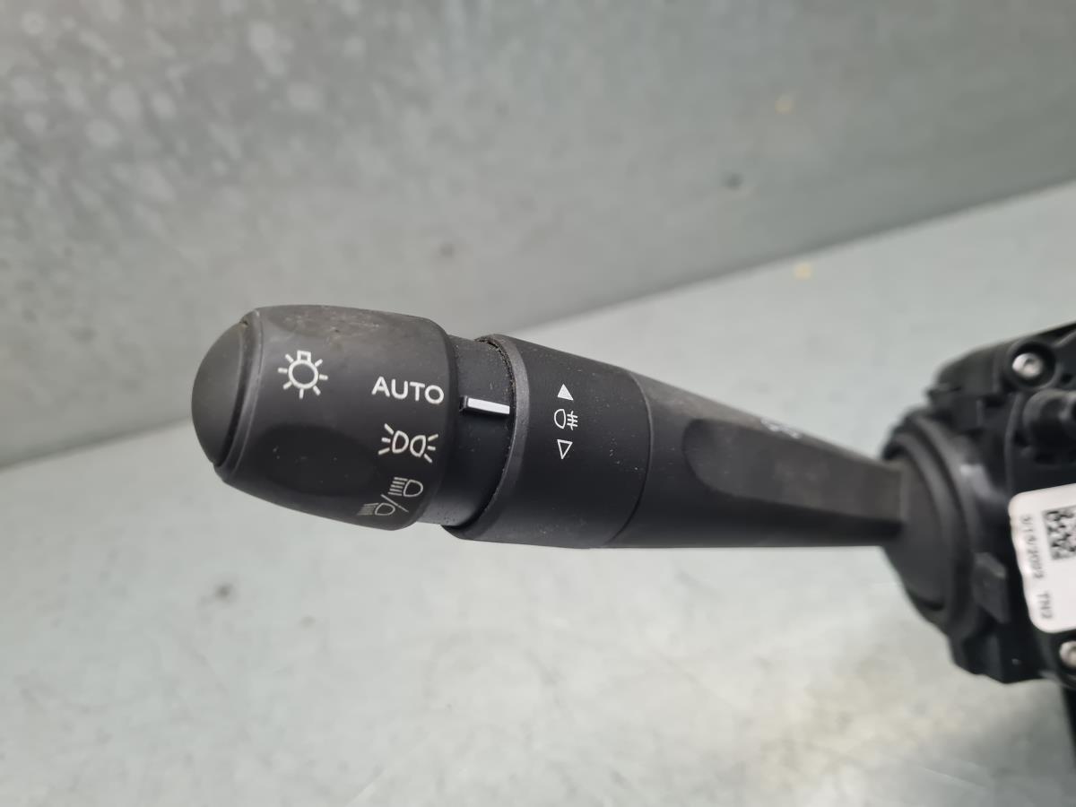 Fita de airbags PEUGEOT 208 II Imagem-1