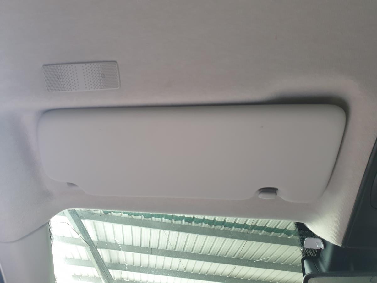 Pála de sol esquerda RENAULT Captur II