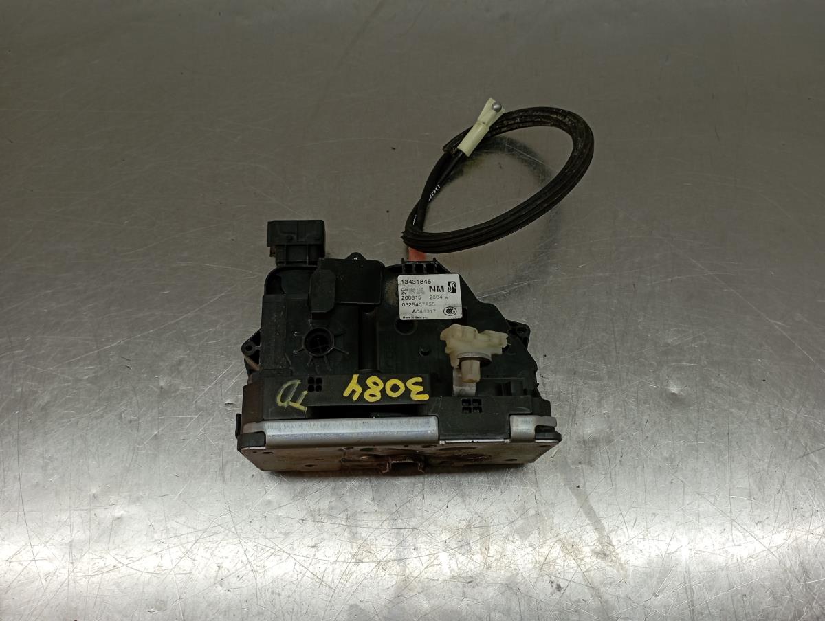 Cerradura / cierre puerta trasera derecha OPEL Corsa E