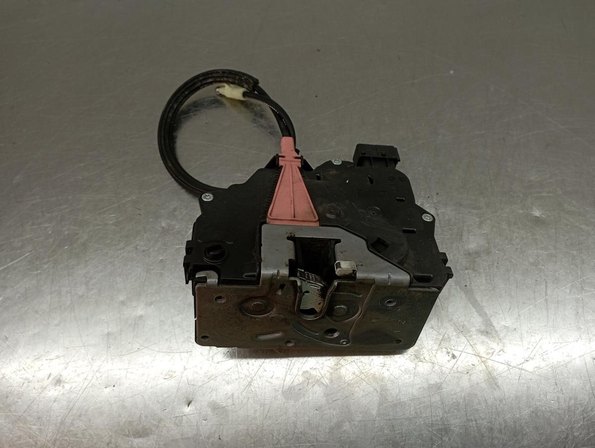 Cerradura / cierre puerta trasera derecha OPEL Corsa E Imagem-1