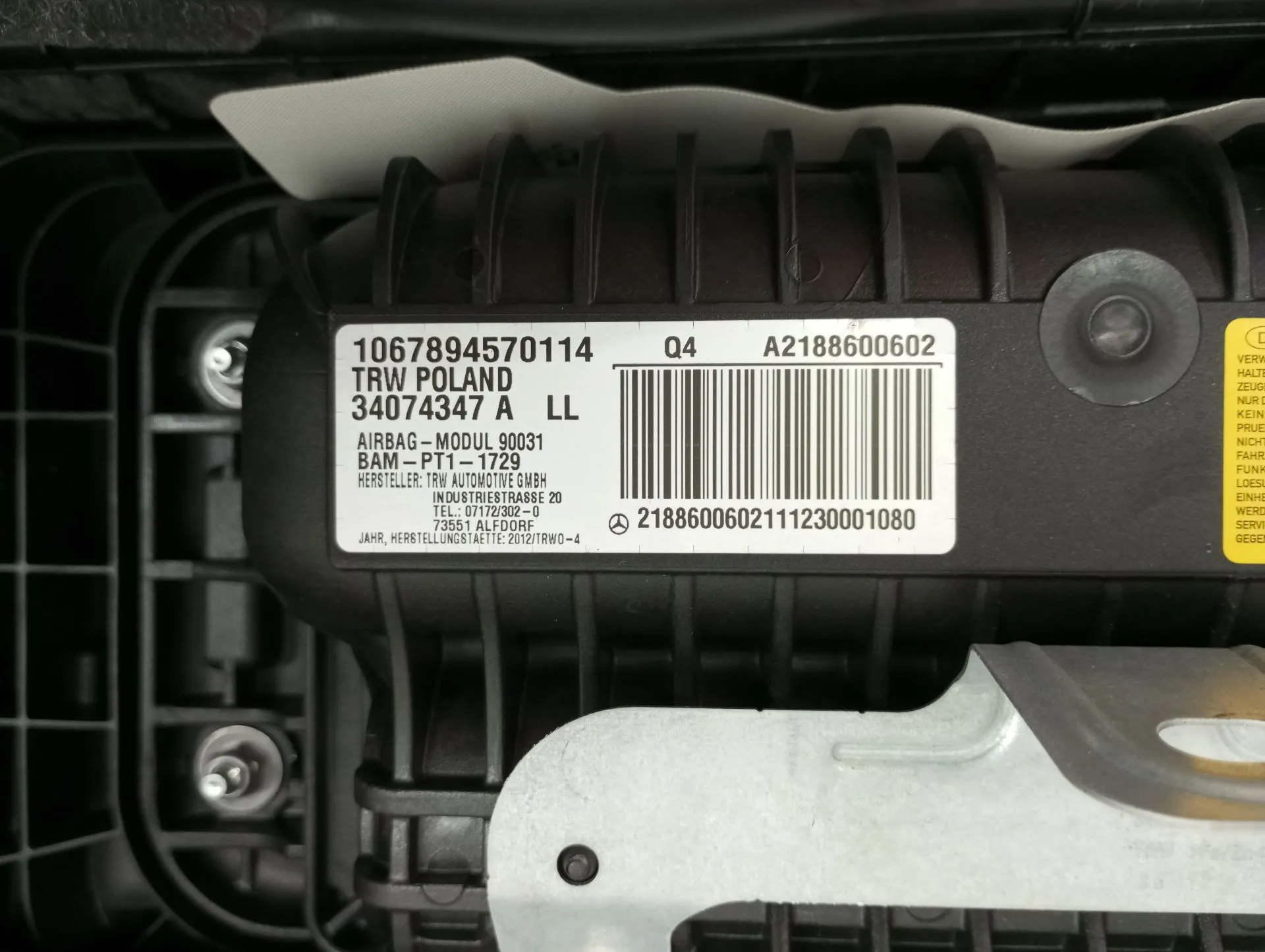 Airbag Passeggero MERCEDES-BENZ CLS (C218) Imagem-1