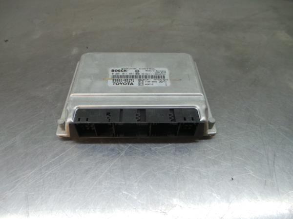 Centralina motor / ECU TOYOTA Yaris (_P1_)