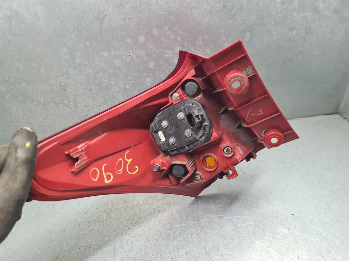 Feu arrière Droite TOYOTA Auris Hatchback (_E18_) Imagem-3