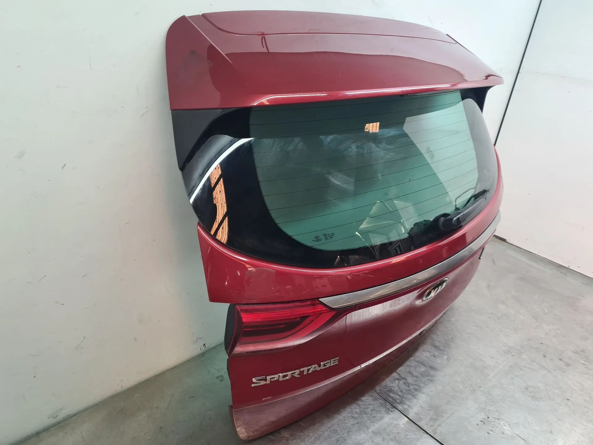 Portón trasero KIA Sportage (QL) Imagem-2