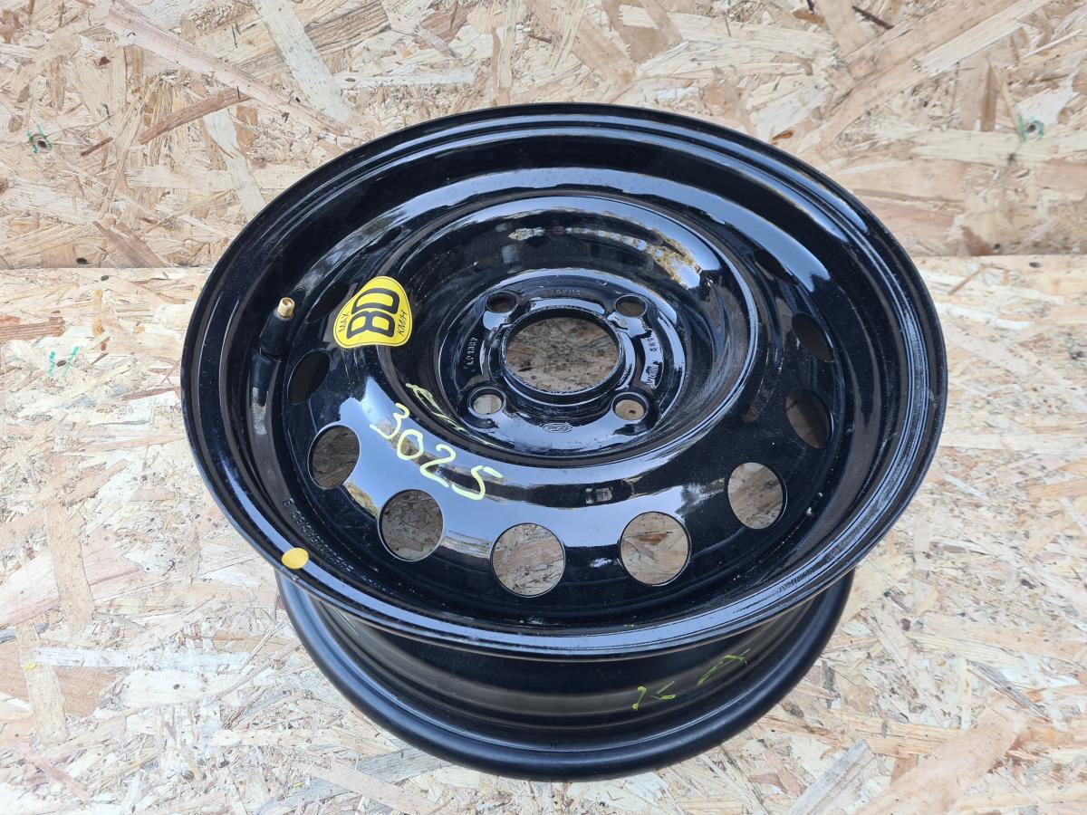 Cerchio Anteriore Sinistro FORD Ka+