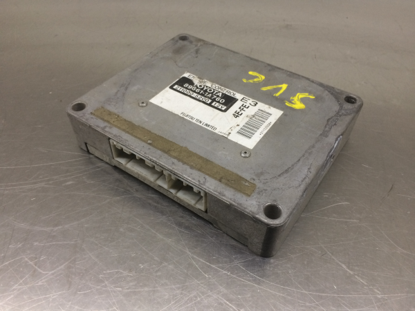 Centralina motor / ECU TOYOTA Corolla Hatchback (_E12_)