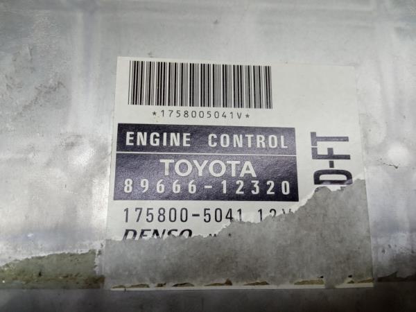 Centralina motor / ECU TOYOTA Corolla Hatchback (_E12_) Imagem-3