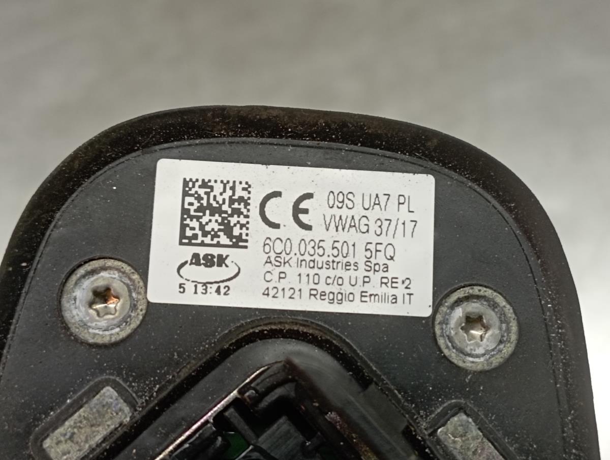 Base de antena SEAT Arona (KJ7) Imagem-3