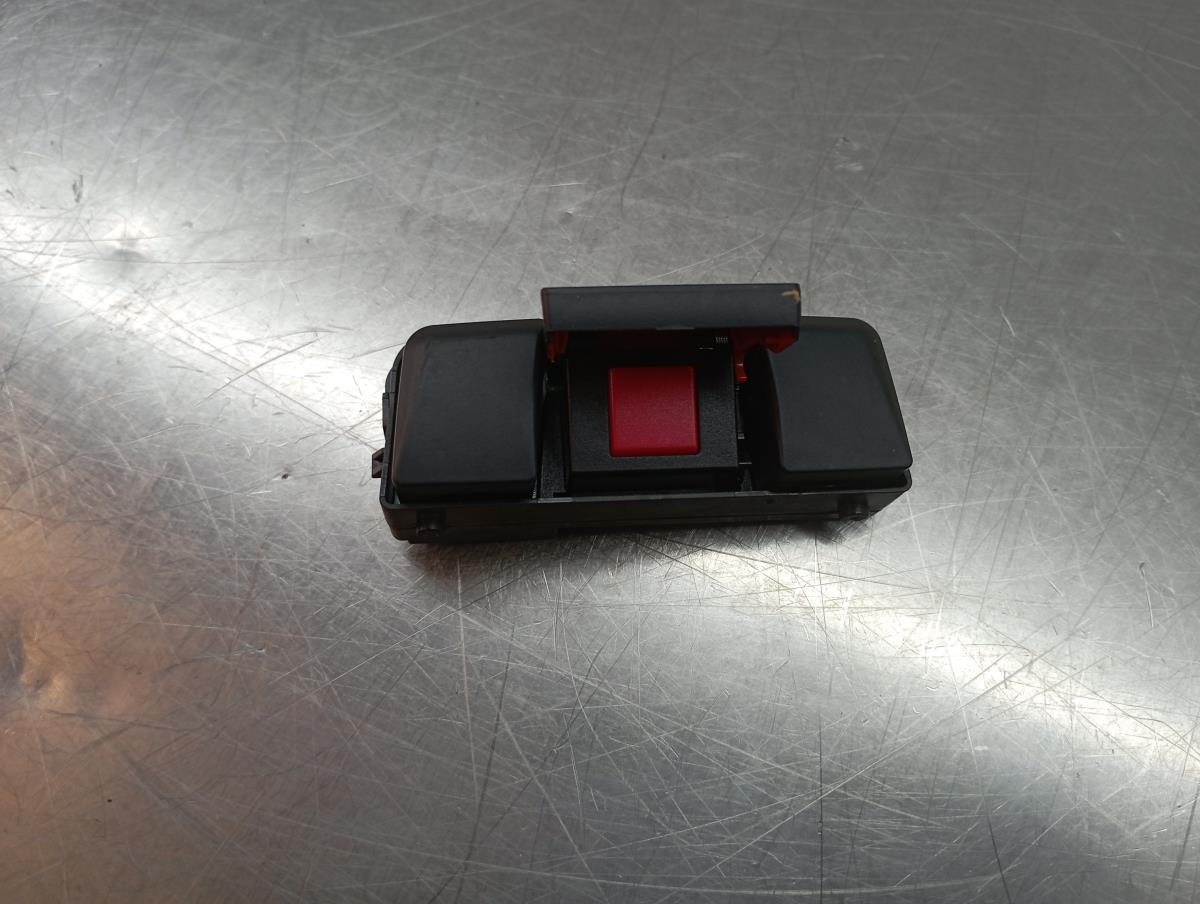 Comando / botão / interruptor multifunções MERCEDES-BENZ Classe B (W246, W242) Imagem-2