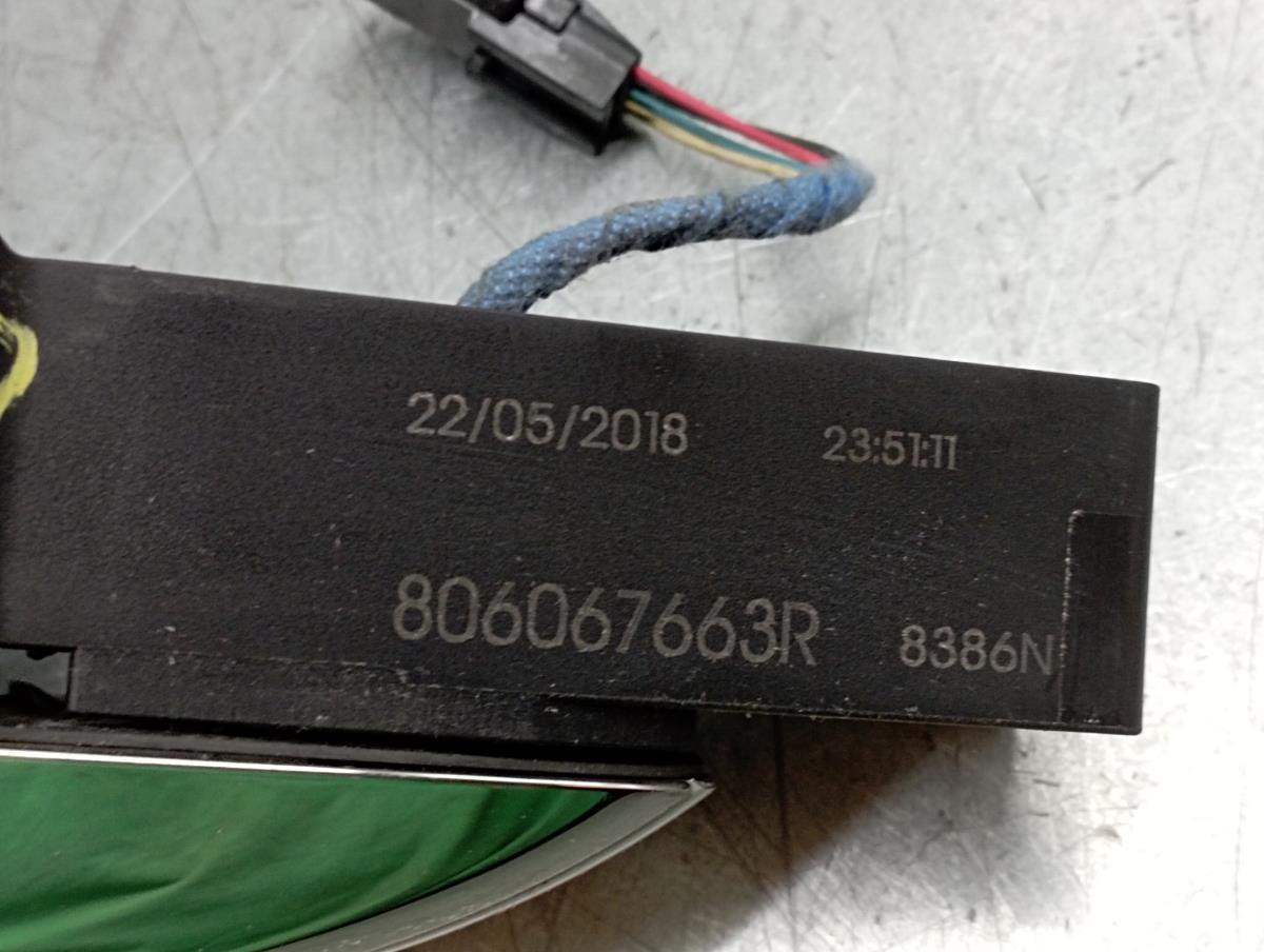 Manija puerta Delantero Derecho RENAULT Megane IV (B9A/M_) Imagem-4