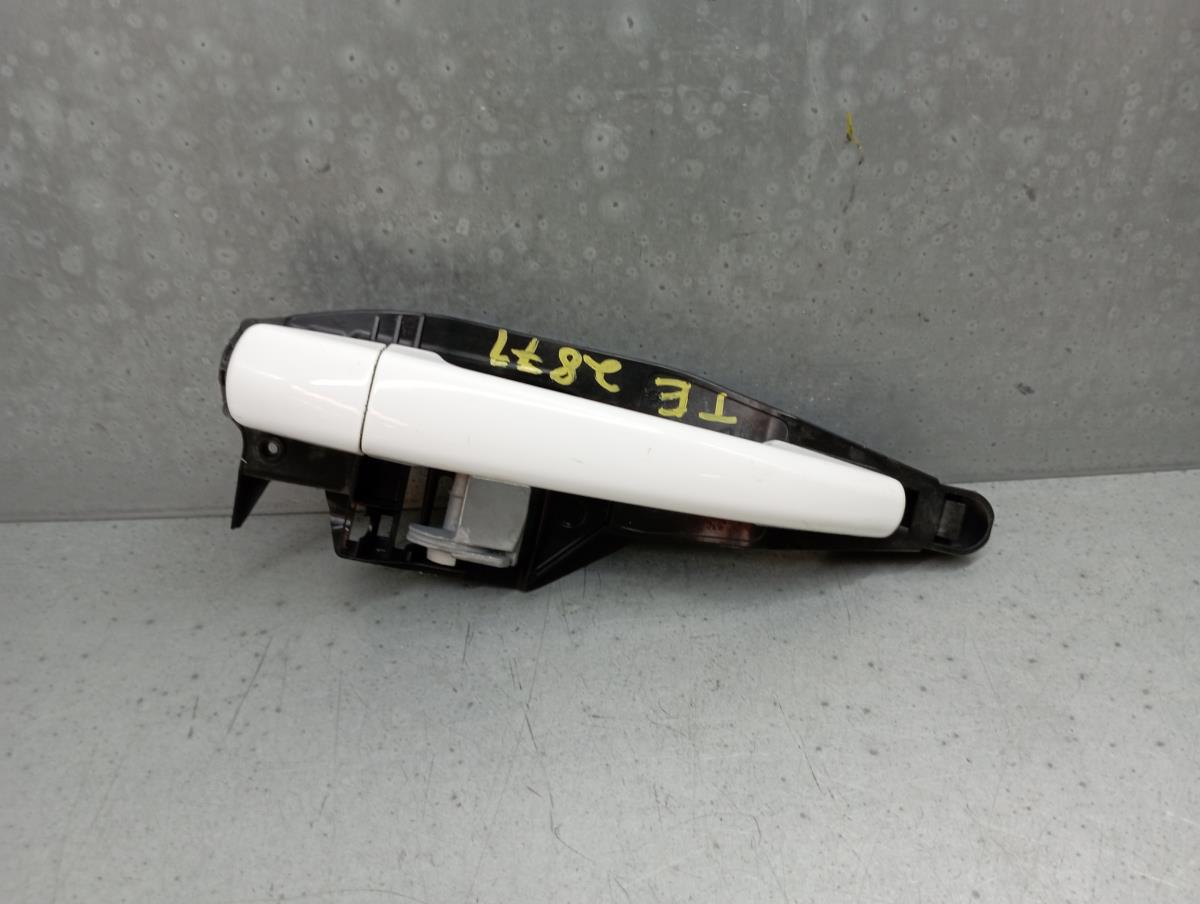 Maniglia porta posteriore sinistra PEUGEOT 2008 I (CU_)