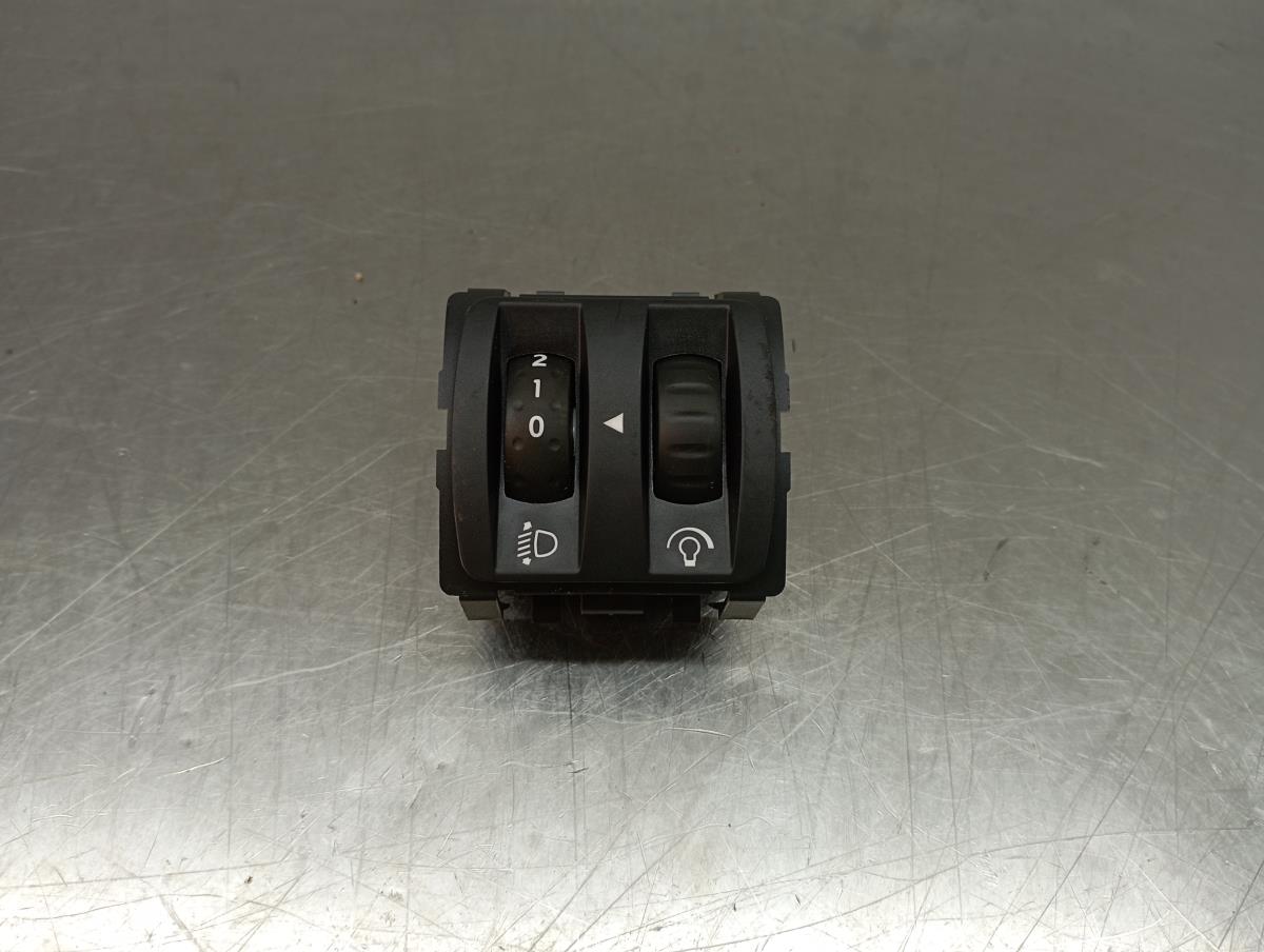 Commande / interrupteur multifonctions RENAULT Megane IV Grandtour (K9A/M_)