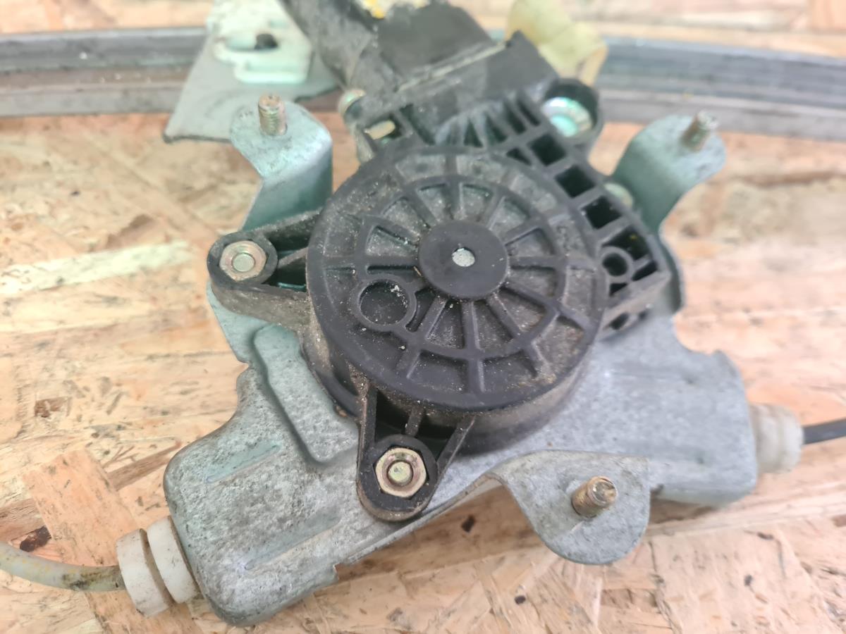 Lève-vitre avant Droite HYUNDAI Getz (TB) Imagem-4