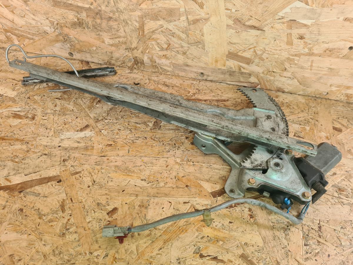 Elevador vidros frente direito HONDA Civic V Hatchback (EG_) Imagem-1