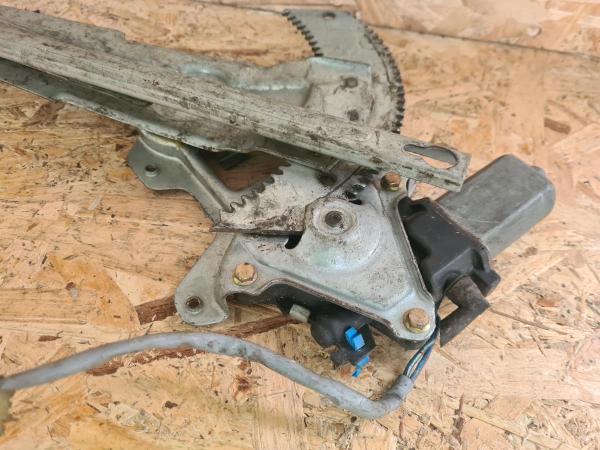 Elevador vidros frente direito HONDA Civic V Hatchback (EG_) Imagem-2