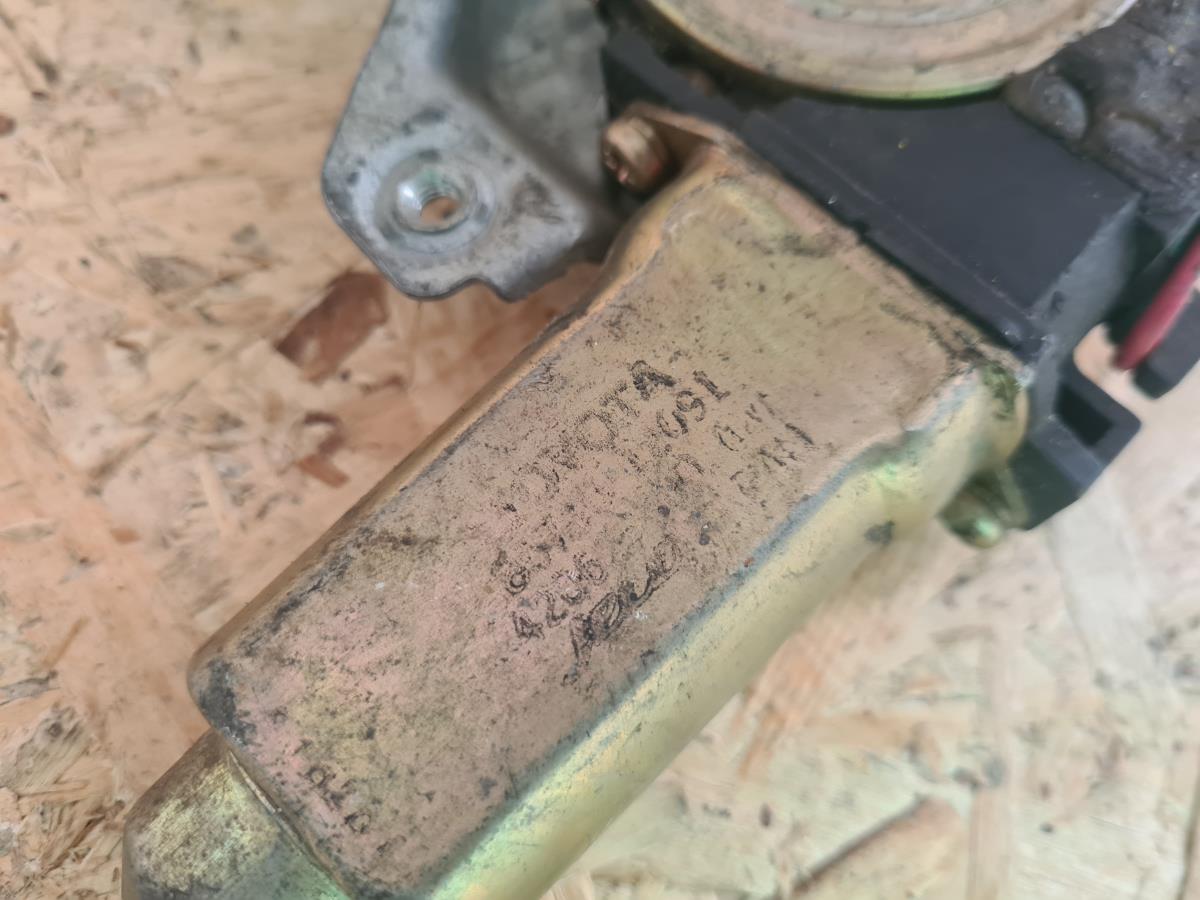 Lève-vitre arrière Droite TOYOTA Corolla Sedan (_E11_) Imagem-3