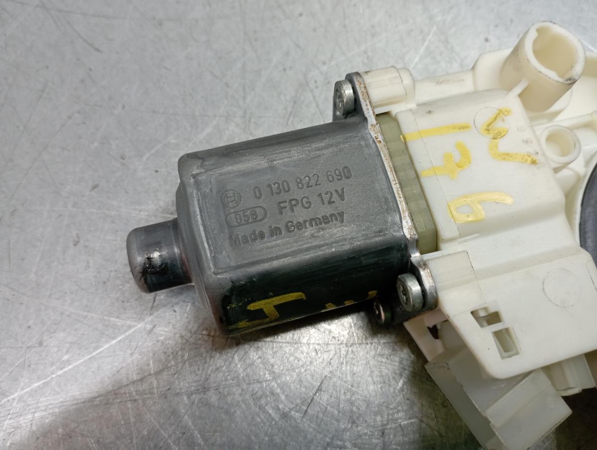 Moteur lève-vitre avant gauche MERCEDES-BENZ Classe A (W176) Imagem-3