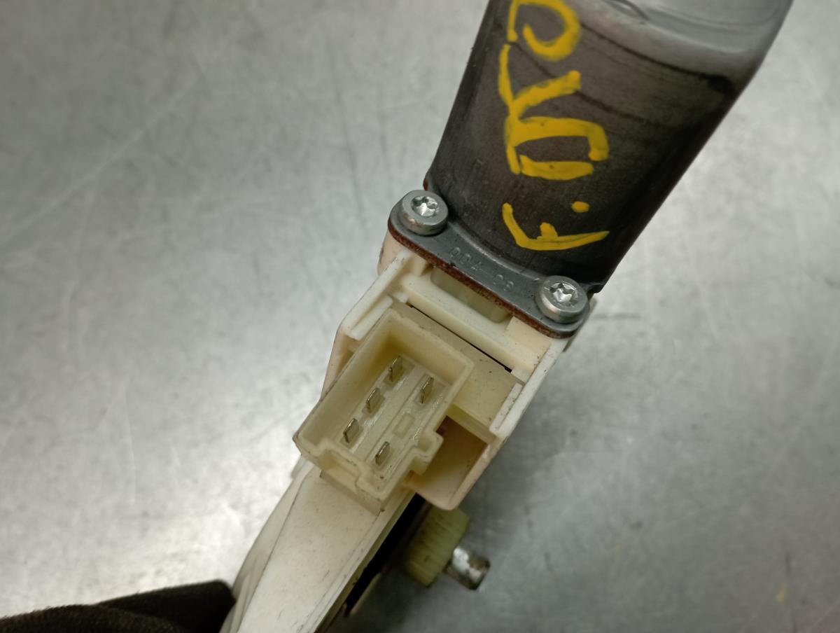 Front Right Door Window Regulator Motor MERCEDES-BENZ Classe C (W204) Imagem-3