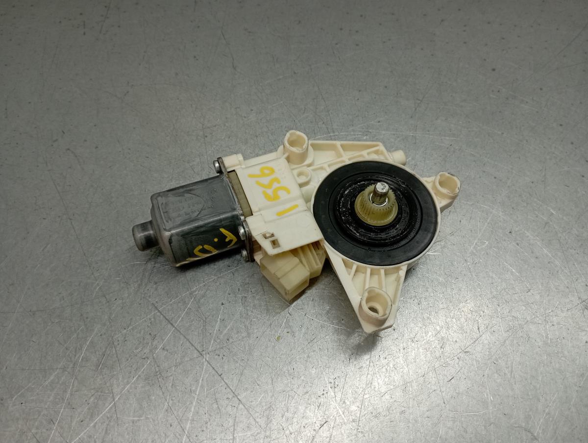 Front Right Door Window Regulator Motor MERCEDES-BENZ Classe C (W204)