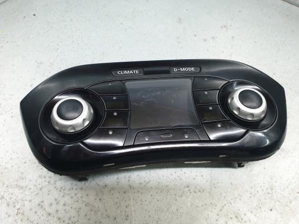 Climate control NISSAN Juke (F15)