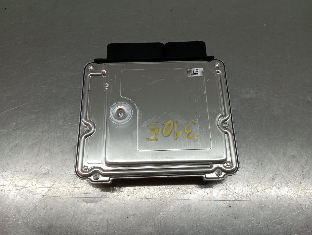 Centralina motor / ECU BMW 1 (F21) Imagem-2