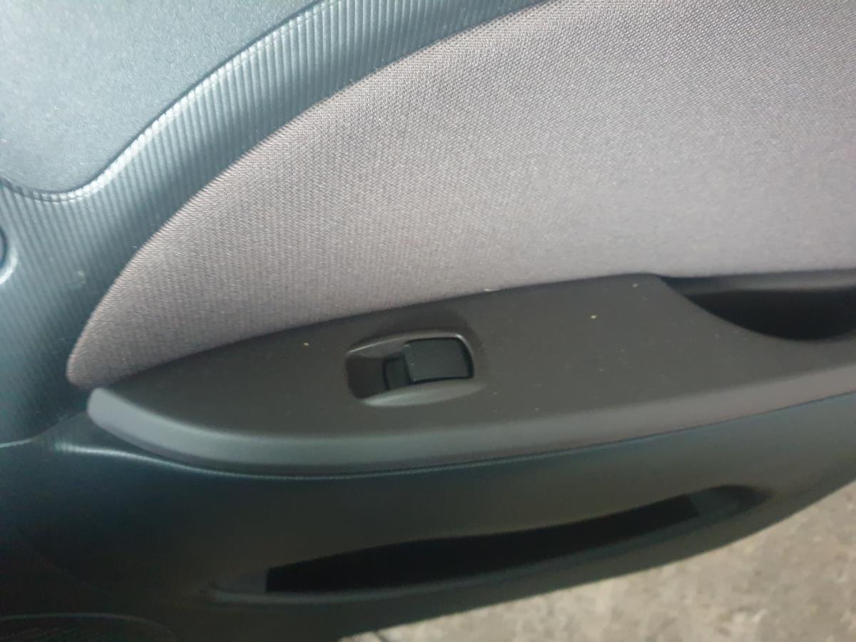 Comando / interruttore alzacristallo anteriore destro MITSUBISHI i EV (HA_)