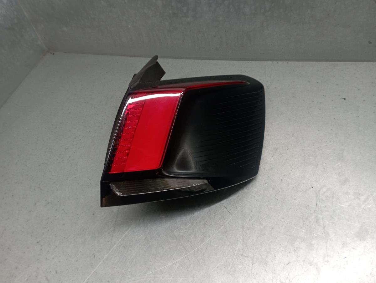 Right Tail light PEUGEOT 3008 II (M_)