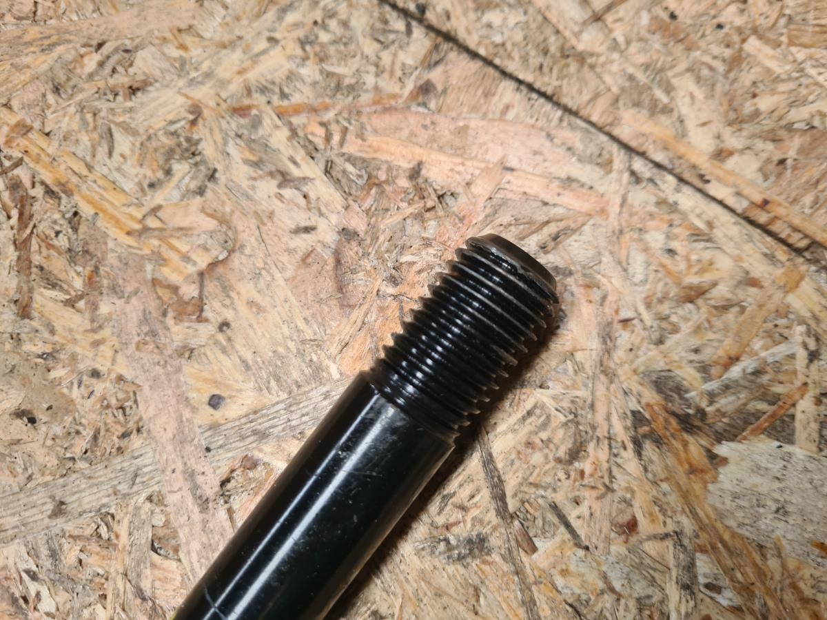 Engate de Reboque DACIA Sandero II (5S_) Imagem-1