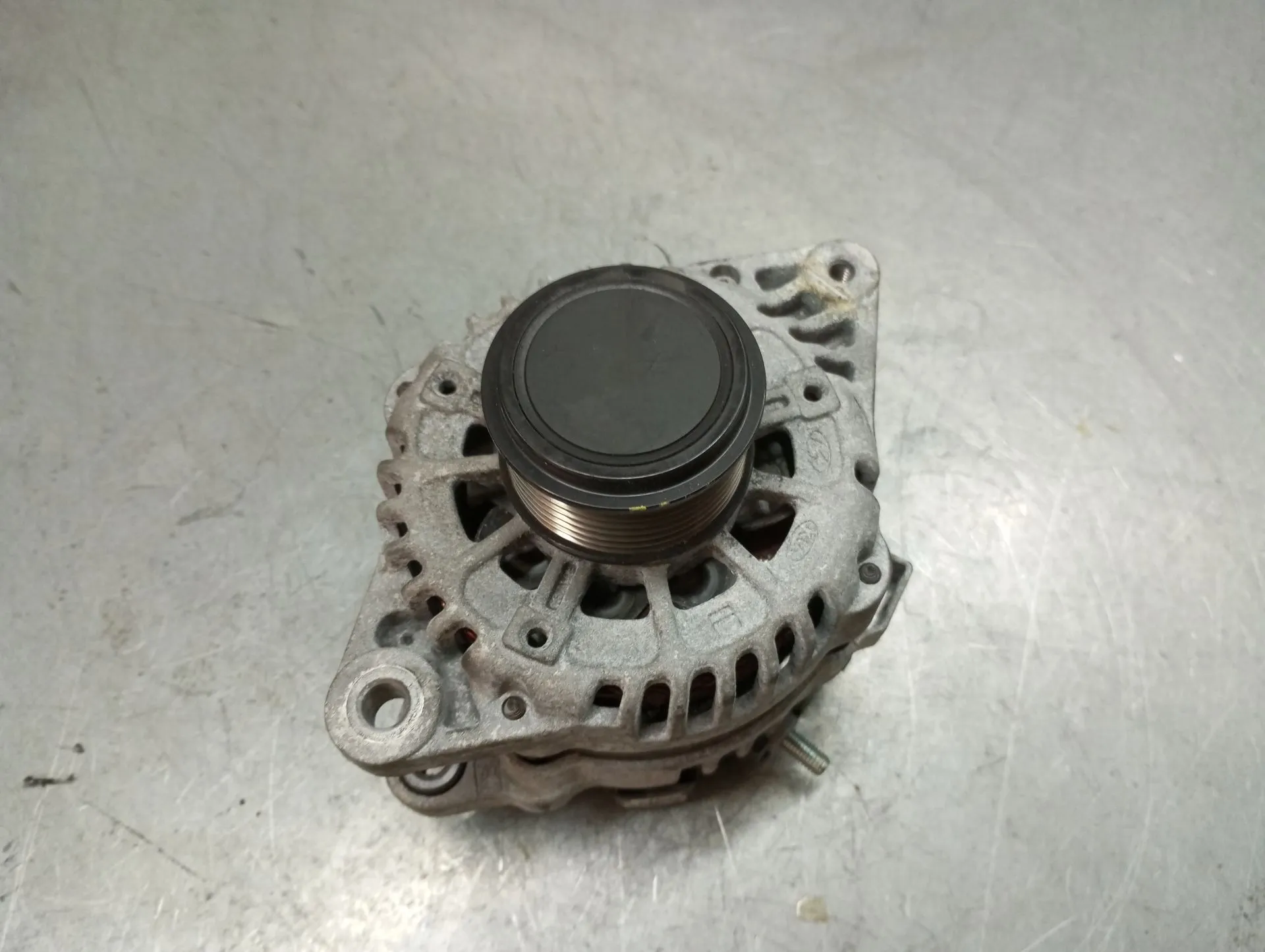 Alternador HYUNDAI i30 (GD) Imagem-2