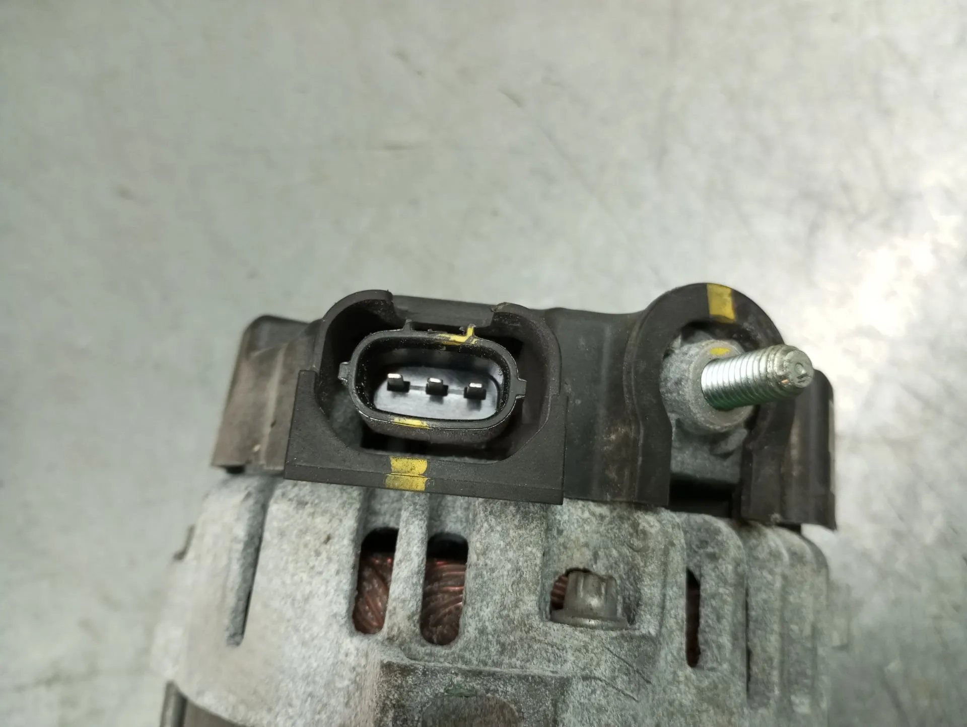 Alternador HYUNDAI i30 (GD) Imagem-3