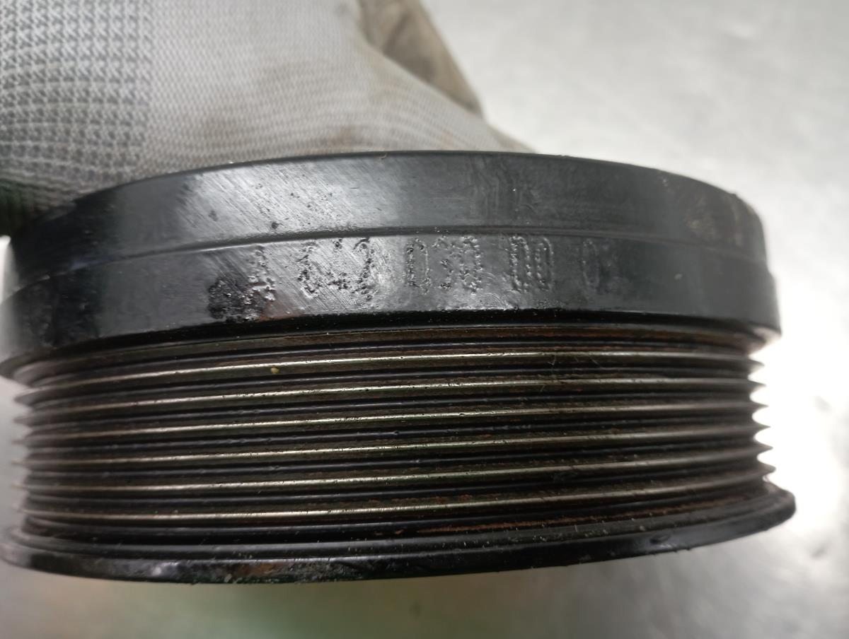 Crankshaft / Engine pulley  MERCEDES-BENZ Classe E (W212) Imagem-2