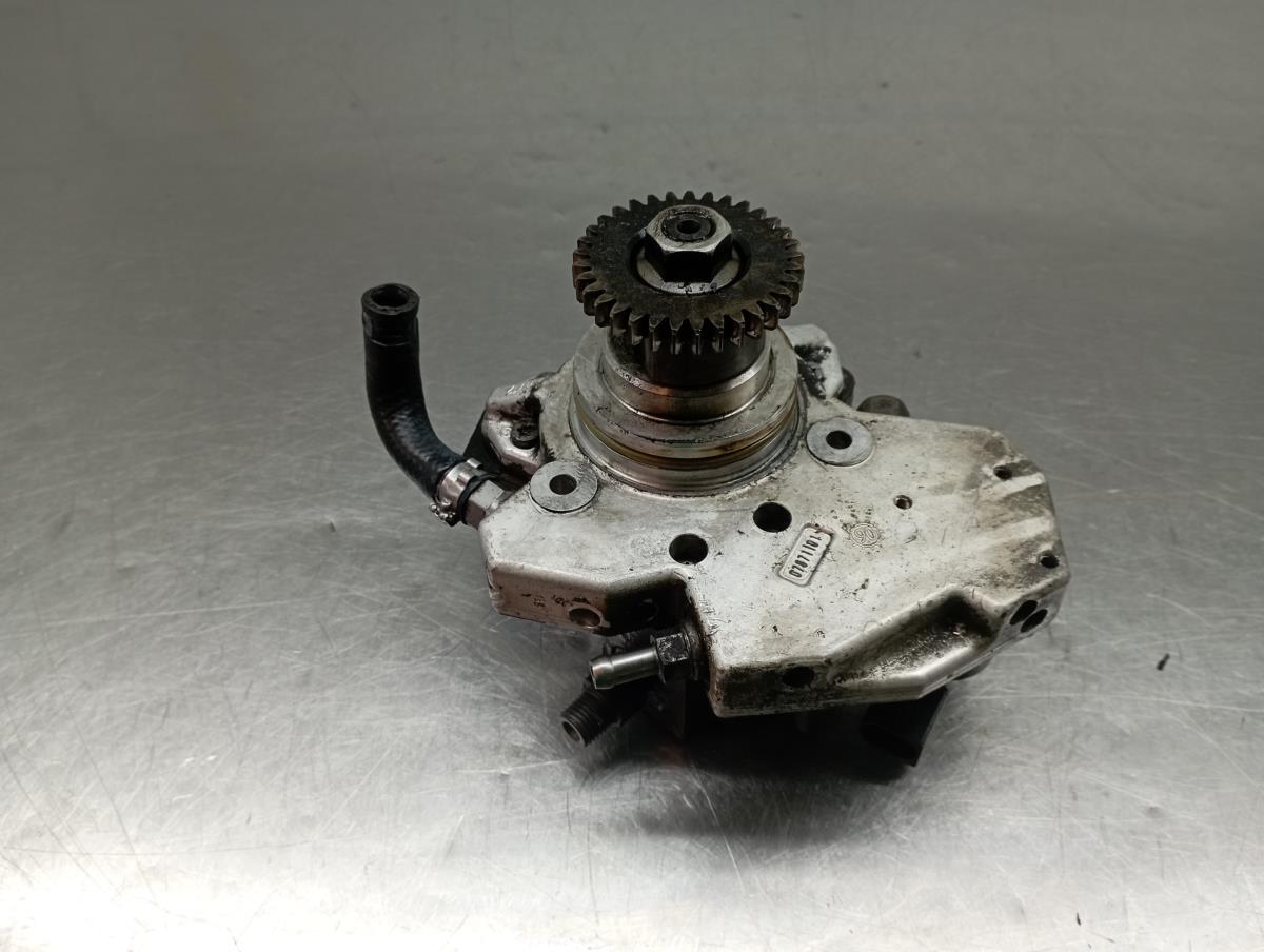 Pompa iniezione MERCEDES-BENZ Classe E (W212) Imagem-1