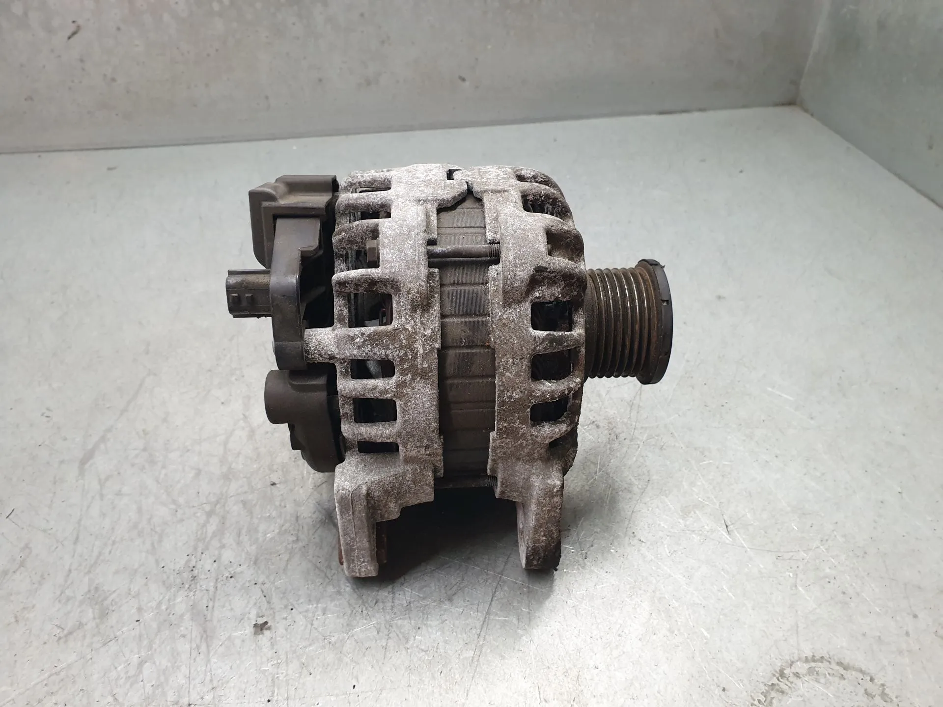 Alternador RENAULT Twingo III (BCM_) Imagem-2