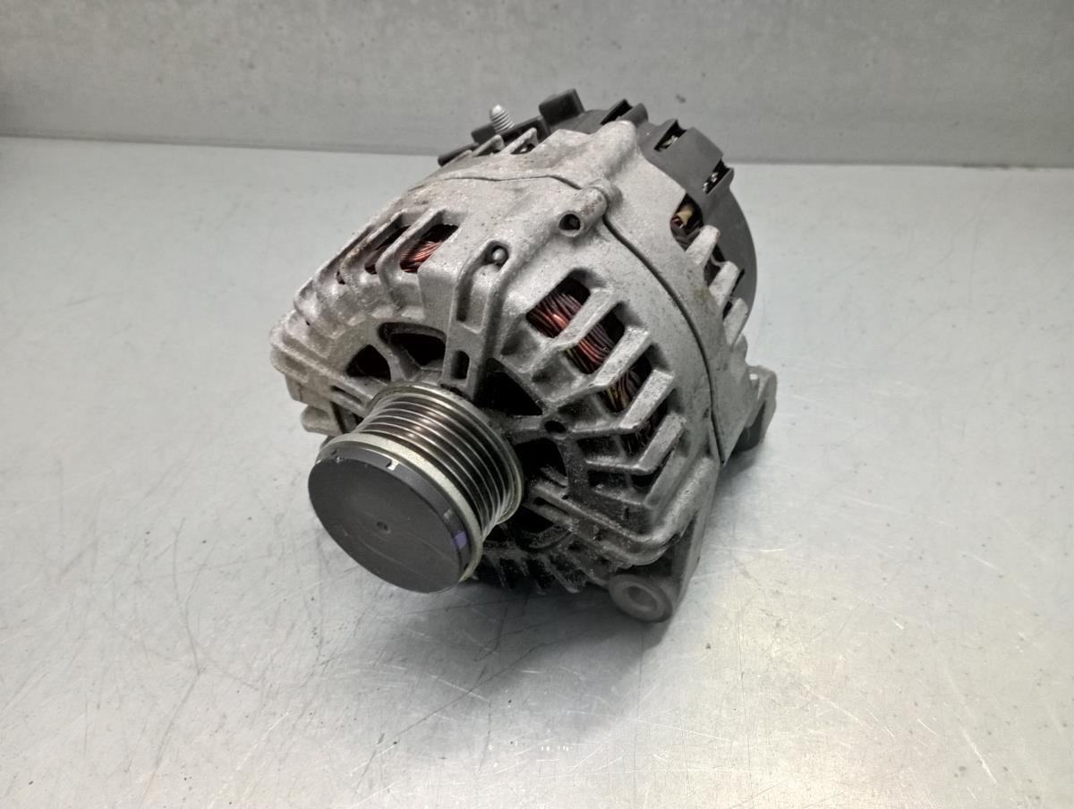 Alternador BMW 1 (F21)