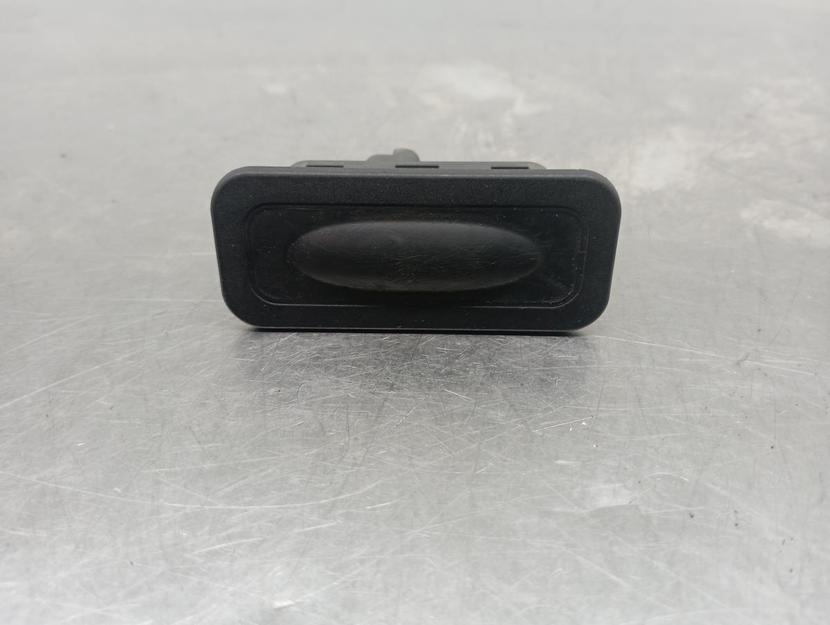 Commande / interrupteur multifonctions RENAULT Captur (J5_)