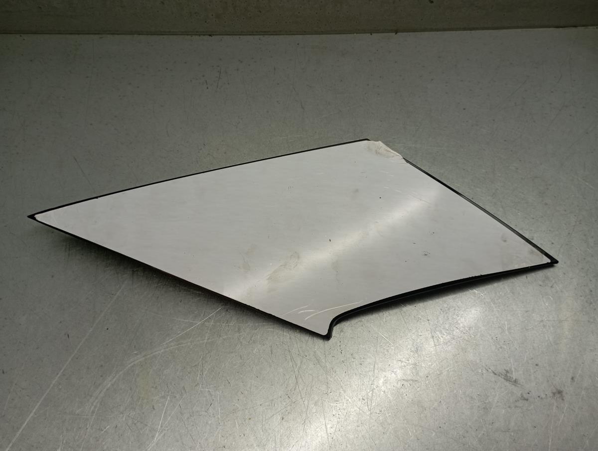 Modanatura pannello destro RENAULT Megane IV Grandtour (K9A/M_)