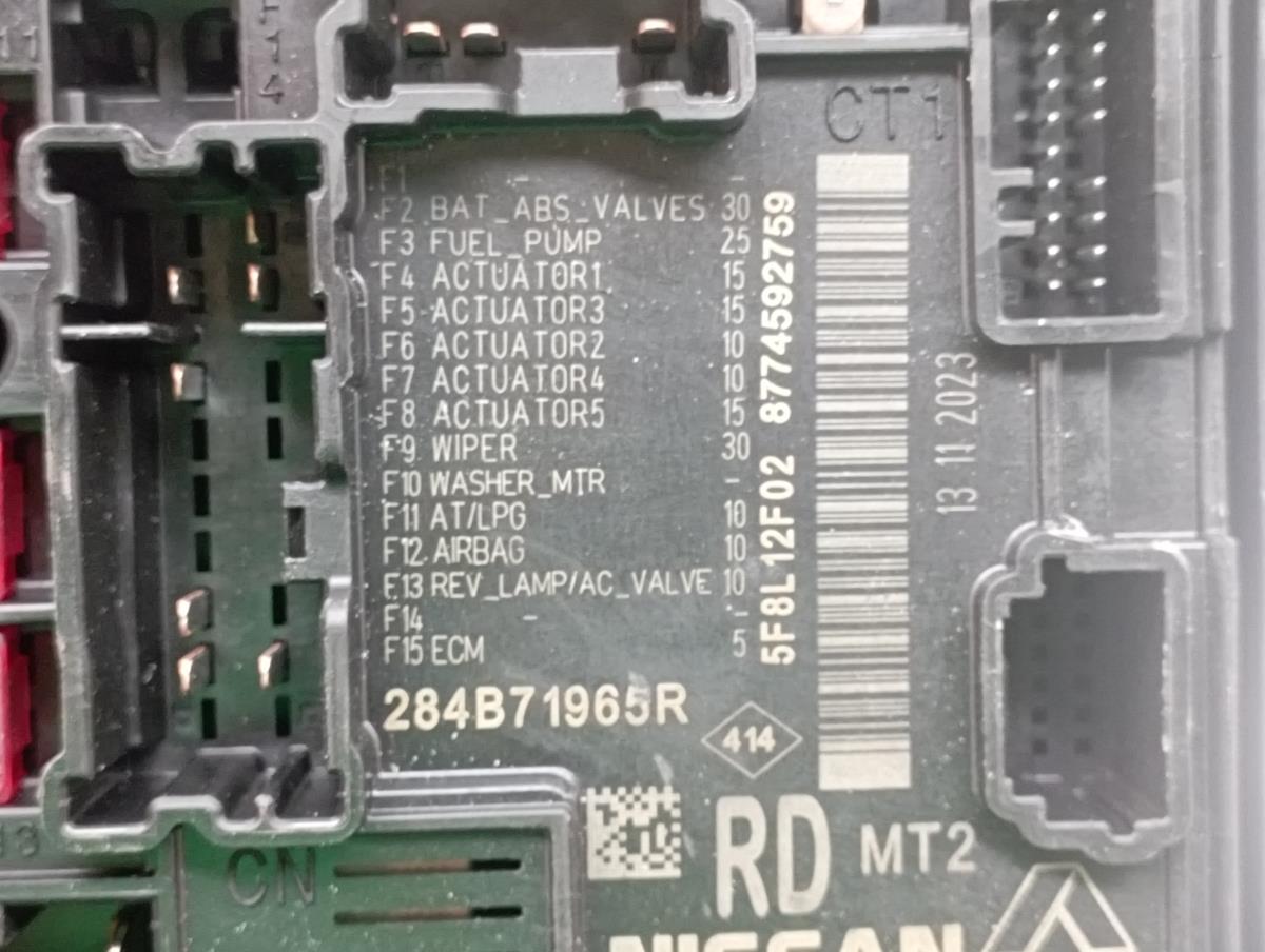 Caixa fusíveis / SAM / BSI DACIA Sandero III Imagem-3