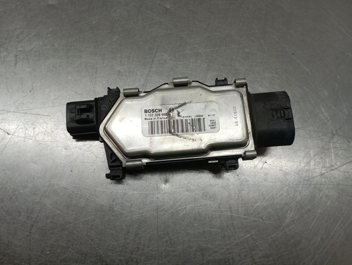 Módulo del ventilador MERCEDES-BENZ Classe A (W176) Imagem-1