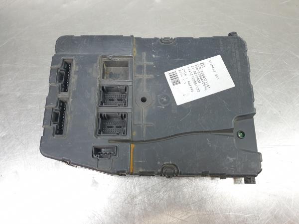 Módulo de confort RENAULT Megane II (BM0/1_, CM0/1_) Imagem-0