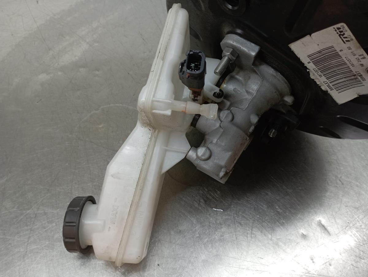 Central brake pump PEUGEOT 2008 II (U_) Imagem-2