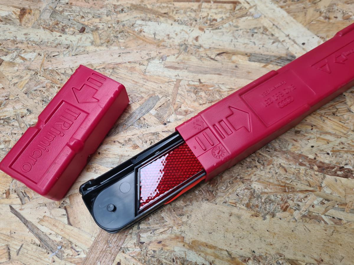 Triangolo di emergenza AUDI Q2 (GA) Imagem-1